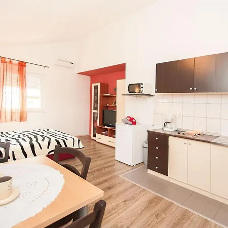 Tatjana Apartment Sukosan