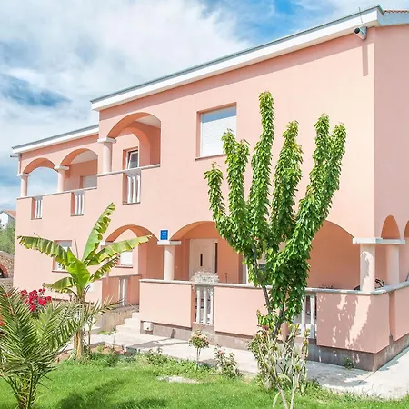 Tatjana Apartment Sukošan